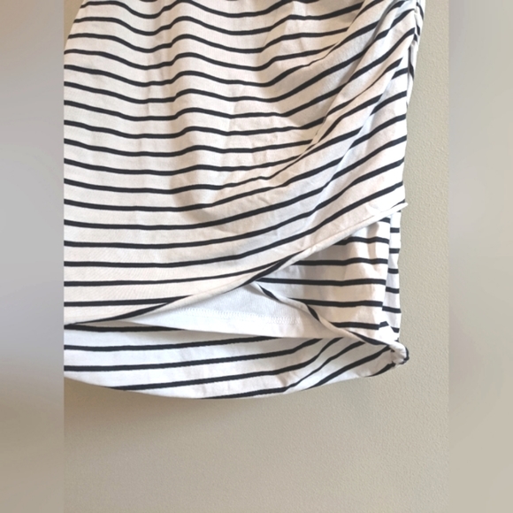 Black and White Striped Ruched Bodycon Dress - Picture 3 of 3